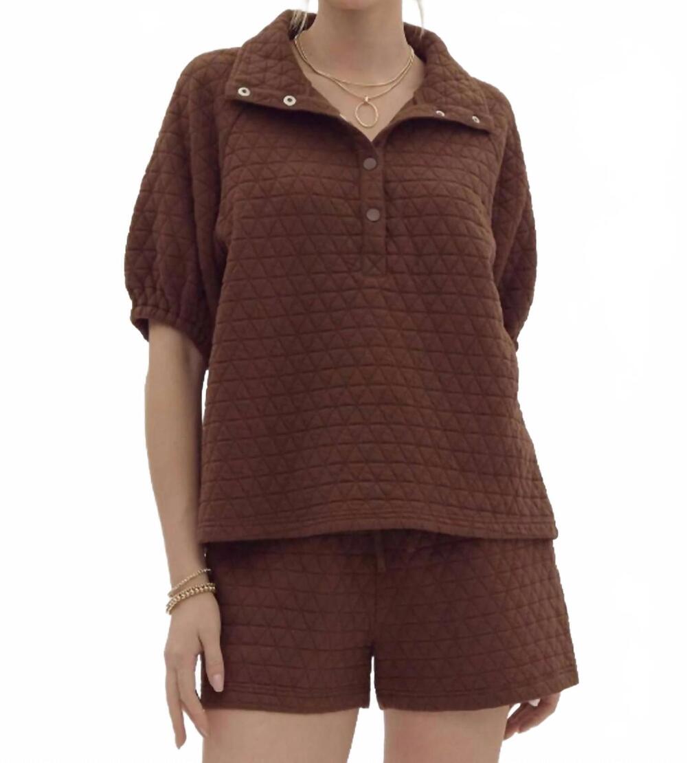 NEW ENTRO quilted pullover top in espresso